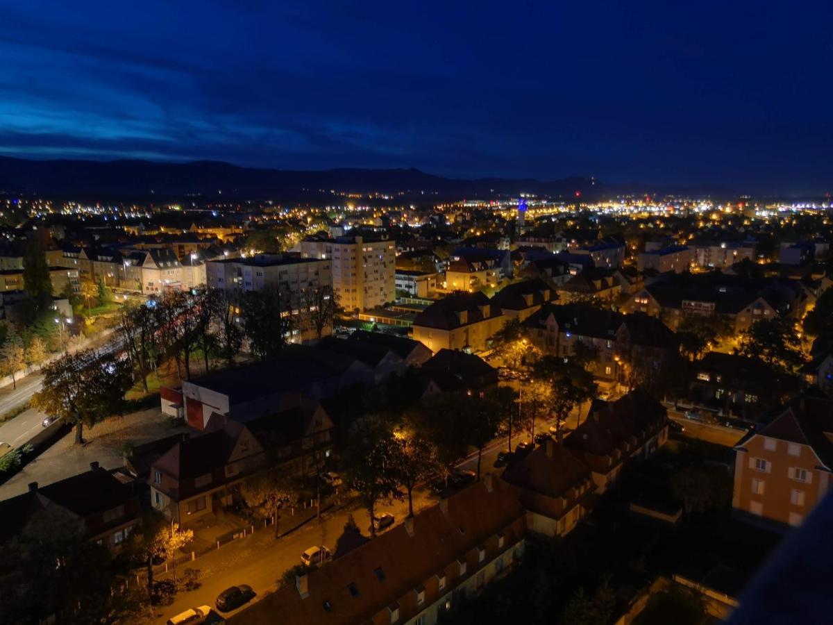 Bel Appartement Avec Vue Splendide Sur Toute La Ville De Colmar - Parking Gratuit المظهر الخارجي الصورة