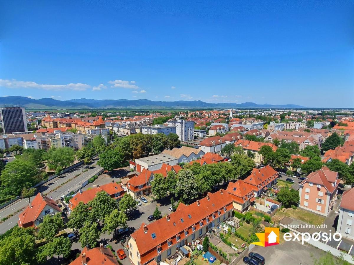 Bel Appartement Avec Vue Splendide Sur Toute La Ville De Colmar - Parking Gratuit المظهر الخارجي الصورة